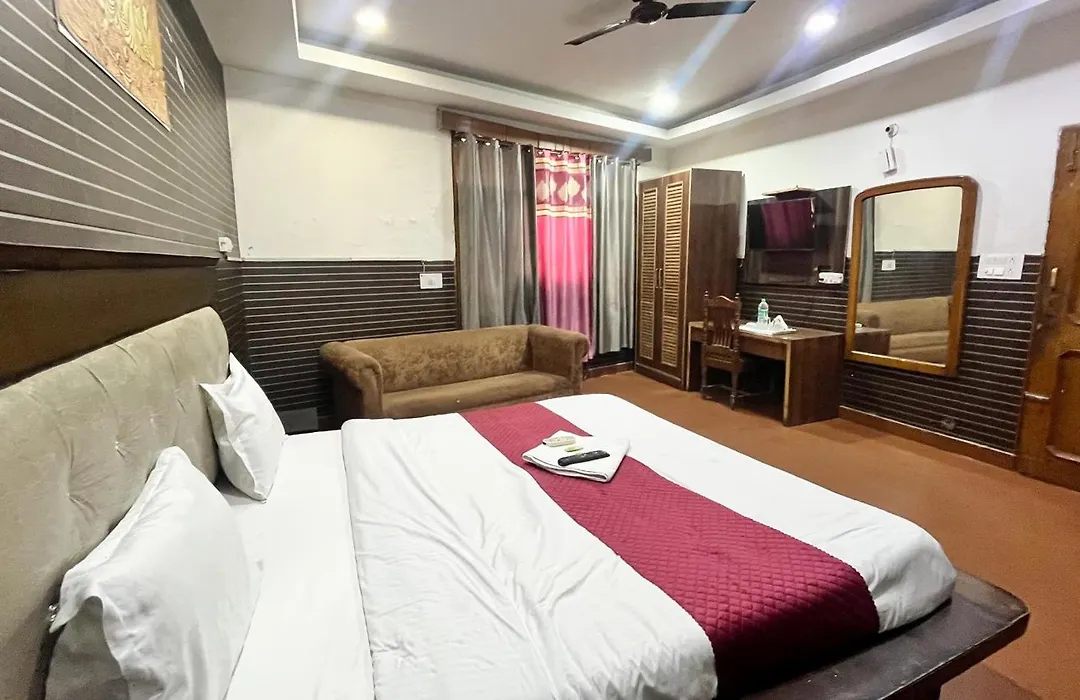 Hotel Royal Plaza, 4 Min From Chandigarh Railway Station-1